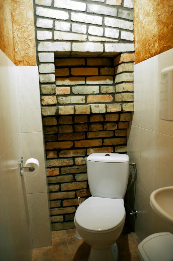 Hotel Zelta Abols à Ventspils Extérieur photo