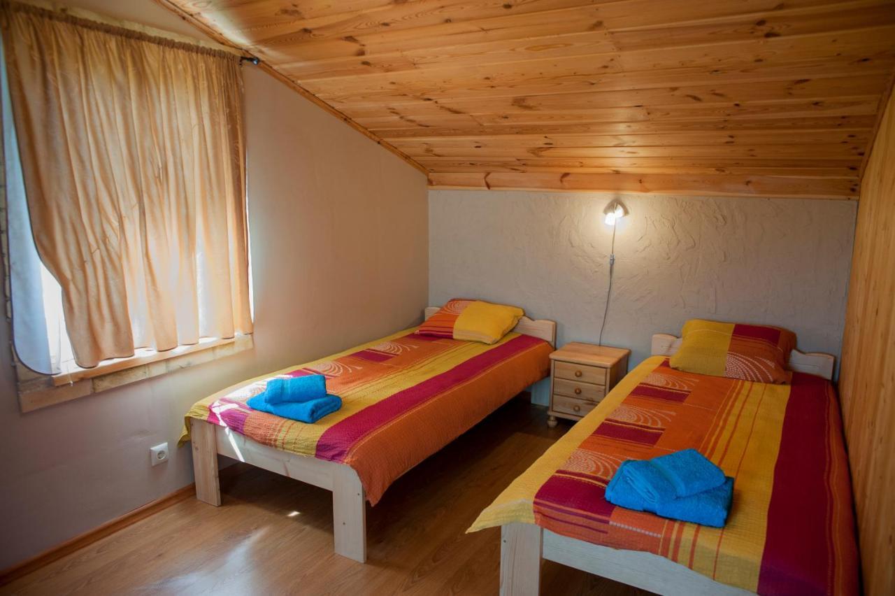 Hotel Zelta Abols à Ventspils Extérieur photo